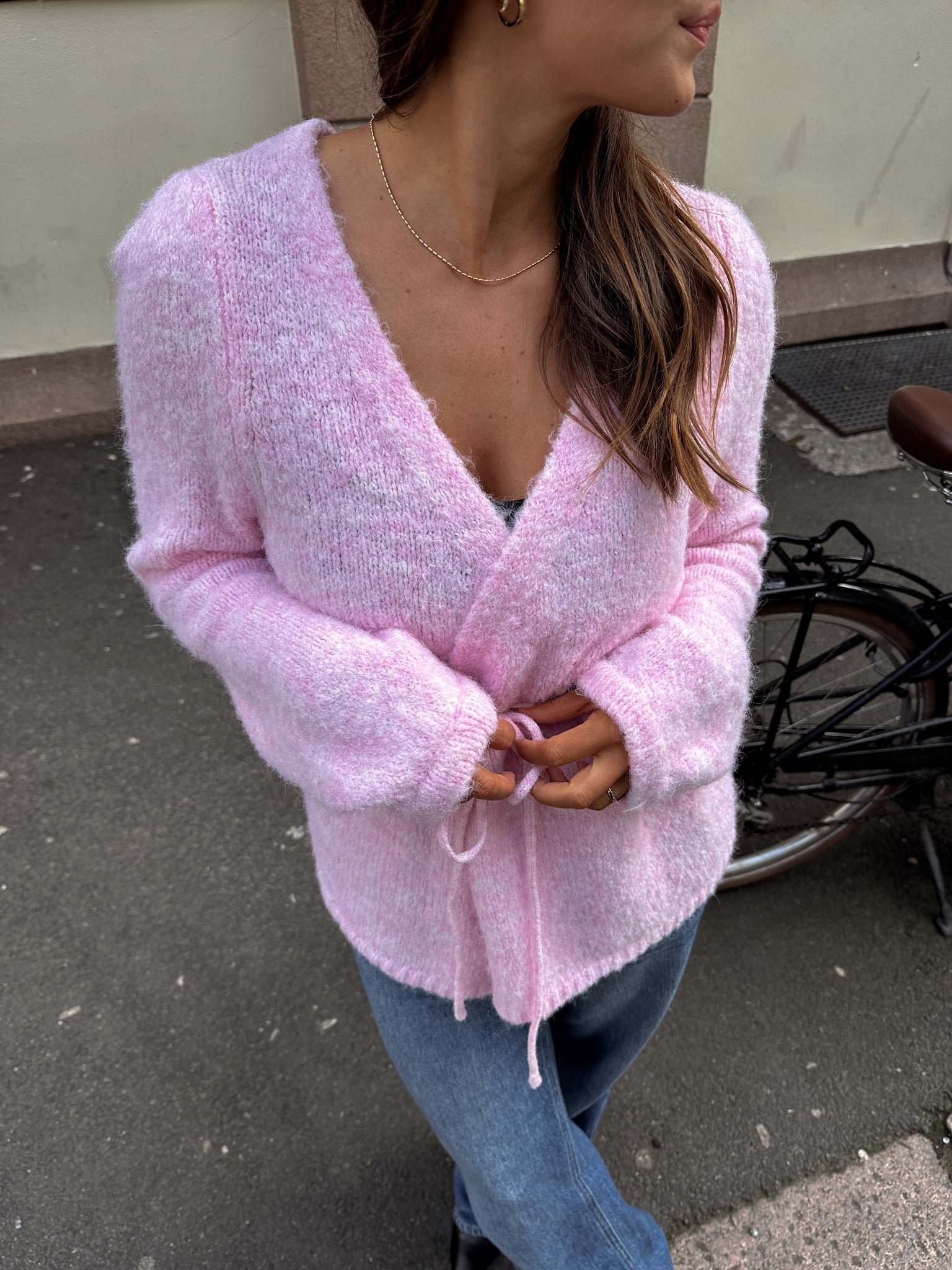 VIBOWS Knit Cardigan - Cherry Blossom